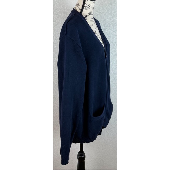 CHAPS Classic Men's Navy Button Up Cardigan Sweater with Crest, size Large - Picture 3 of 12